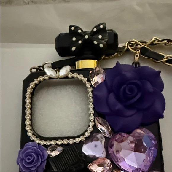 Embellished Phone Case with Chain - Picture 2 of 6